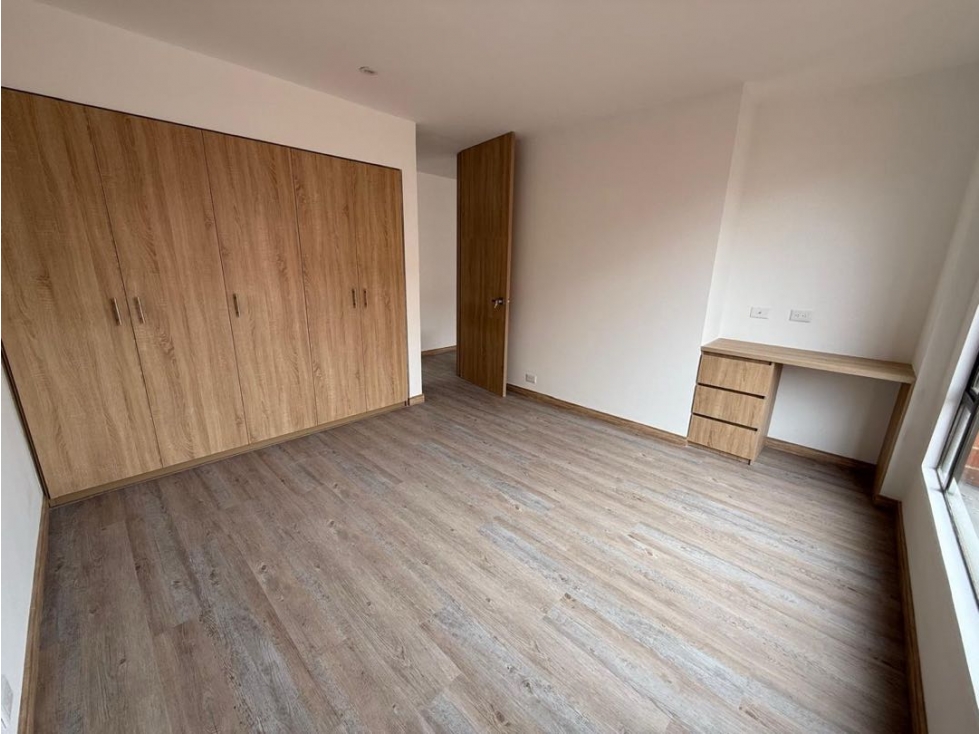 Apartamento en venta en Cedritos, Bogotá · foto 4 de 17
