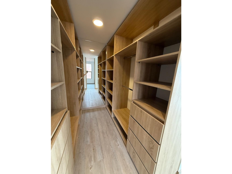 Apartamento en venta en Cedritos, Bogotá · foto 12 de 17