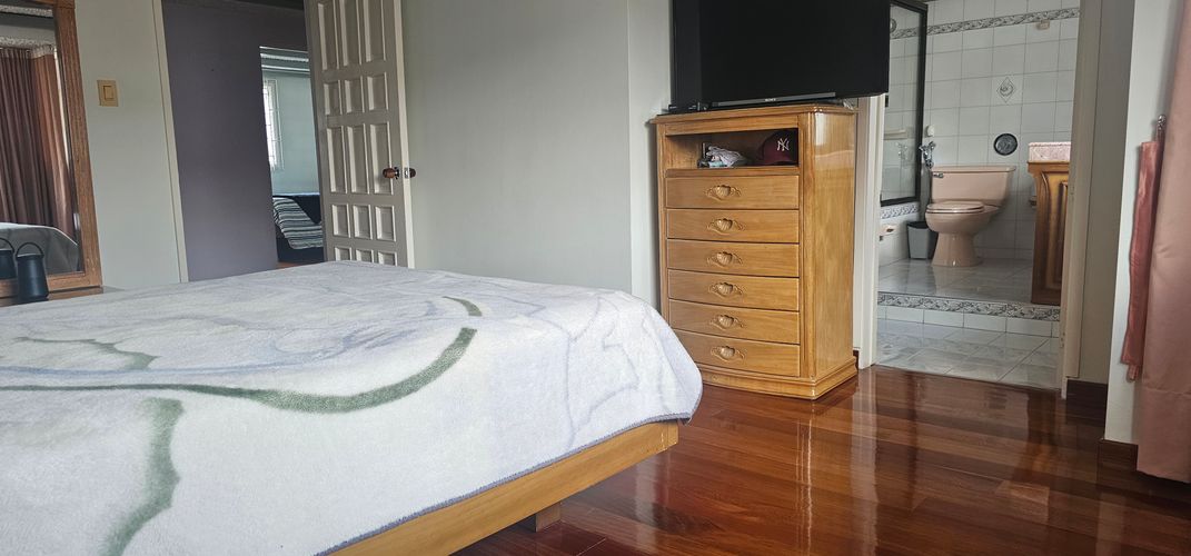 Casa de 4 alcobas en venta en La Floresta, Bogotá, 220 m² · foto 17 de 24