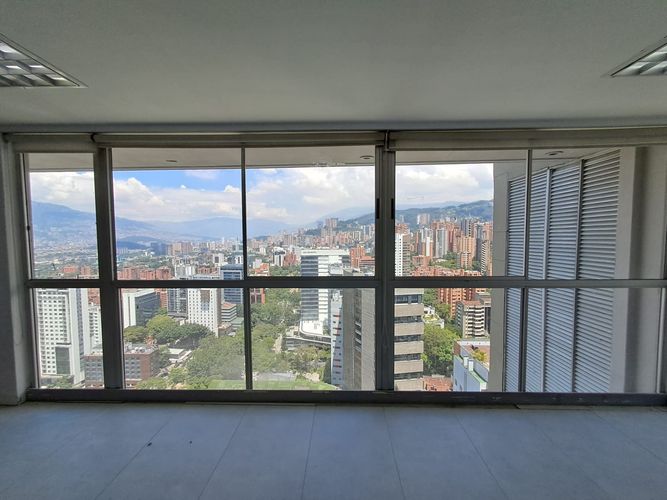 Oficina en arriendo en Los Balsos, Medellín, 185 m² · foto 16 de 20