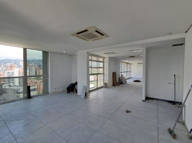 Oficina en arriendo en Los Balsos, Medellín, 185 m² · foto 19 de 20