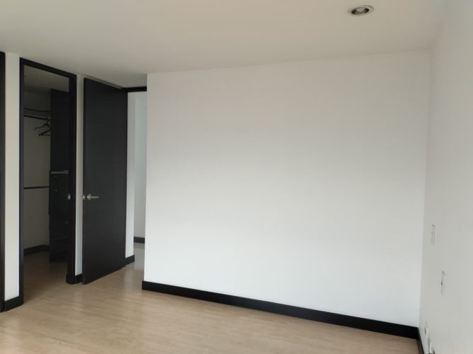 Apartamento de 3 alcobas en arriendo en El Poblado, Medellín, 122 m² · foto 10 de 18