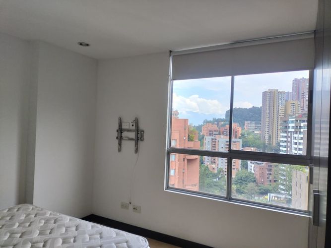 Apartamento de 3 alcobas en arriendo en El Poblado, Medellín, 122 m² · foto 12 de 18