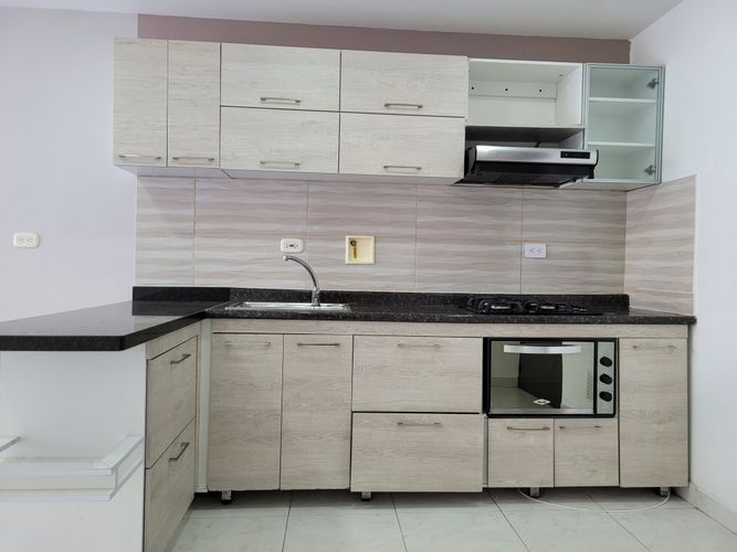 Apartamento de 2 alcobas en arriendo en Alejandría, Medellín, 75 m² · foto 8 de 20