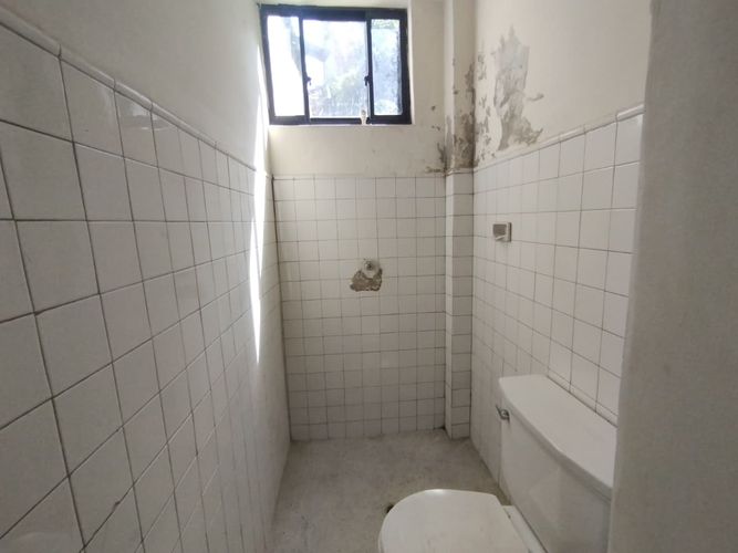 Bodega en arriendo en Cristo Rey, Medellín, 250 m² · foto 12 de 20