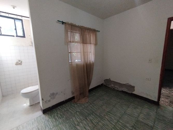 Bodega en arriendo en Cristo Rey, Medellín, 250 m² · foto 13 de 20
