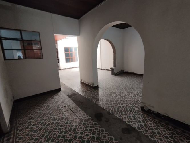 Bodega en arriendo en Cristo Rey, Medellín, 250 m² · foto 15 de 20