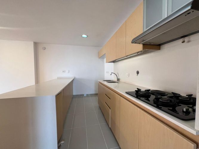 Apartamento de 3 alcobas en arriendo en Loma Benedictinos, Envigado, 140 m² · foto 4 de 20