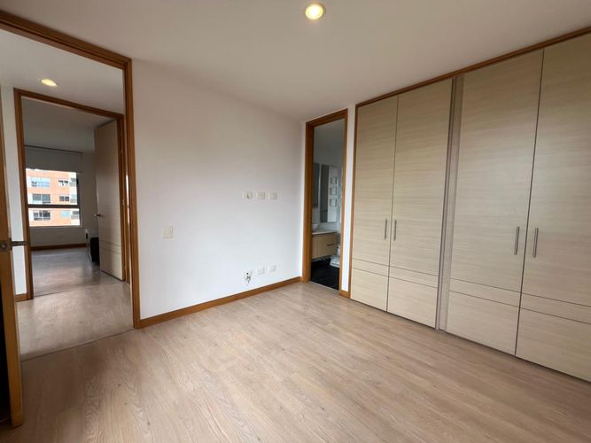 Apartamento de 3 alcobas en arriendo en Loma Benedictinos, Envigado, 140 m² · foto 16 de 20