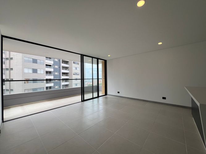 Apartamento de 2 alcobas en arriendo en Loma Del Esmeraldal, Envigado, 90 m² · foto 4 de 15