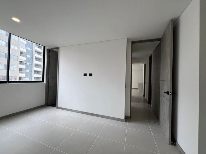 Apartamento de 2 alcobas en arriendo en Loma Del Esmeraldal, Envigado, 90 m² · foto 13 de 15