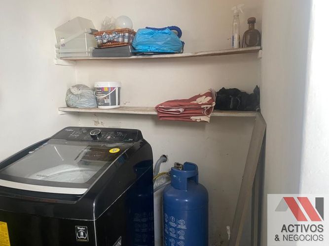 Casa de 4 alcobas en arriendo en La Aguacatala, Medellín, 217 m² · foto 14 de 24