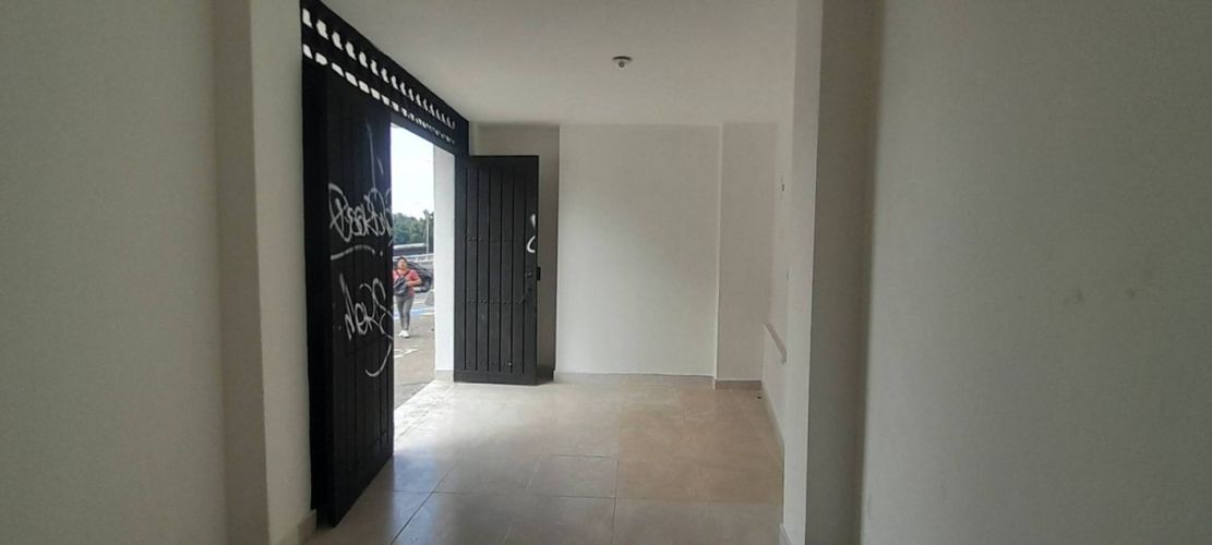Local en arriendo en San Cayetano, Cali, 17 m² · foto 6 de 8