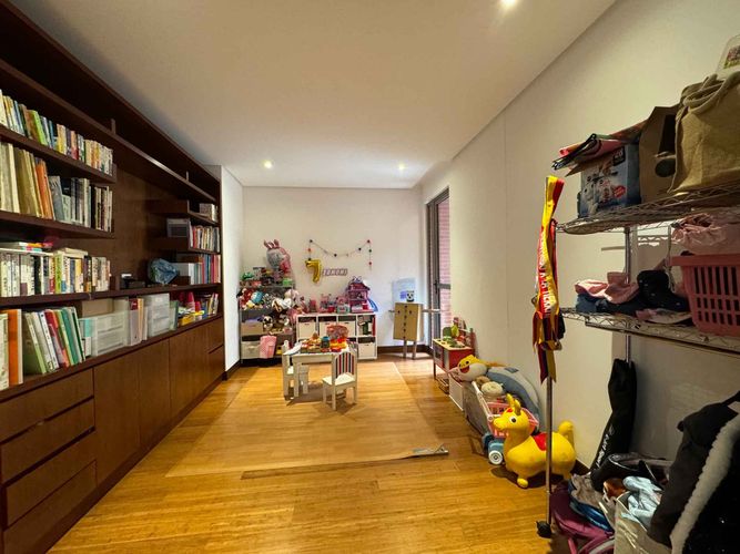 Apartamento de 4 alcobas en venta en Cerros De Los Alpes, Bogotá, 309 m² · foto 6 de 15