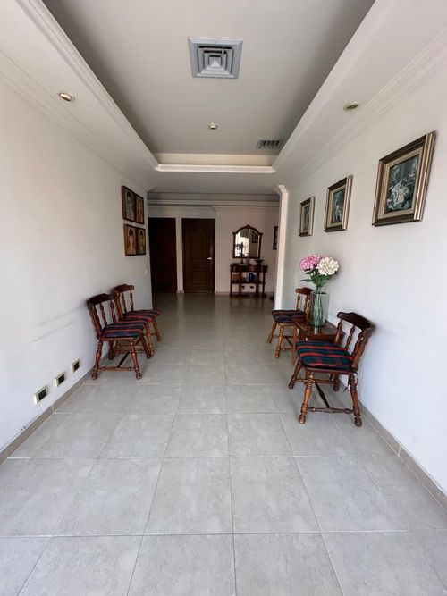 Casa de 4 alcobas en venta en Ciudad Jardin, Cali, 310 m² · foto 11 de 17