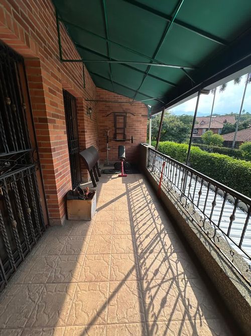 Casa de 4 alcobas en venta en Ciudad Jardin, Cali, 310 m² · foto 16 de 17