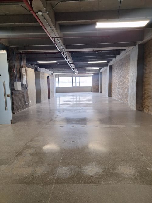 Local en arriendo en Rodeo Alto, Medellín, 194 m² · foto 8 de 9