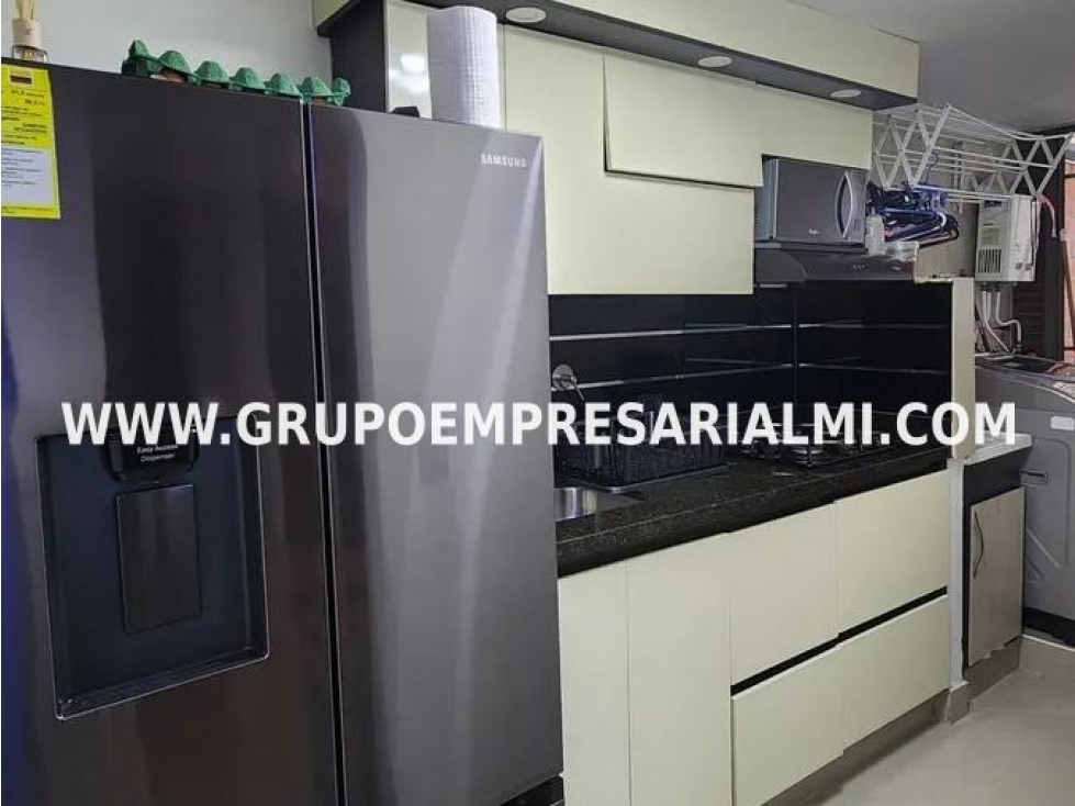 Apartamento en venta en Laureles, Medellín 3