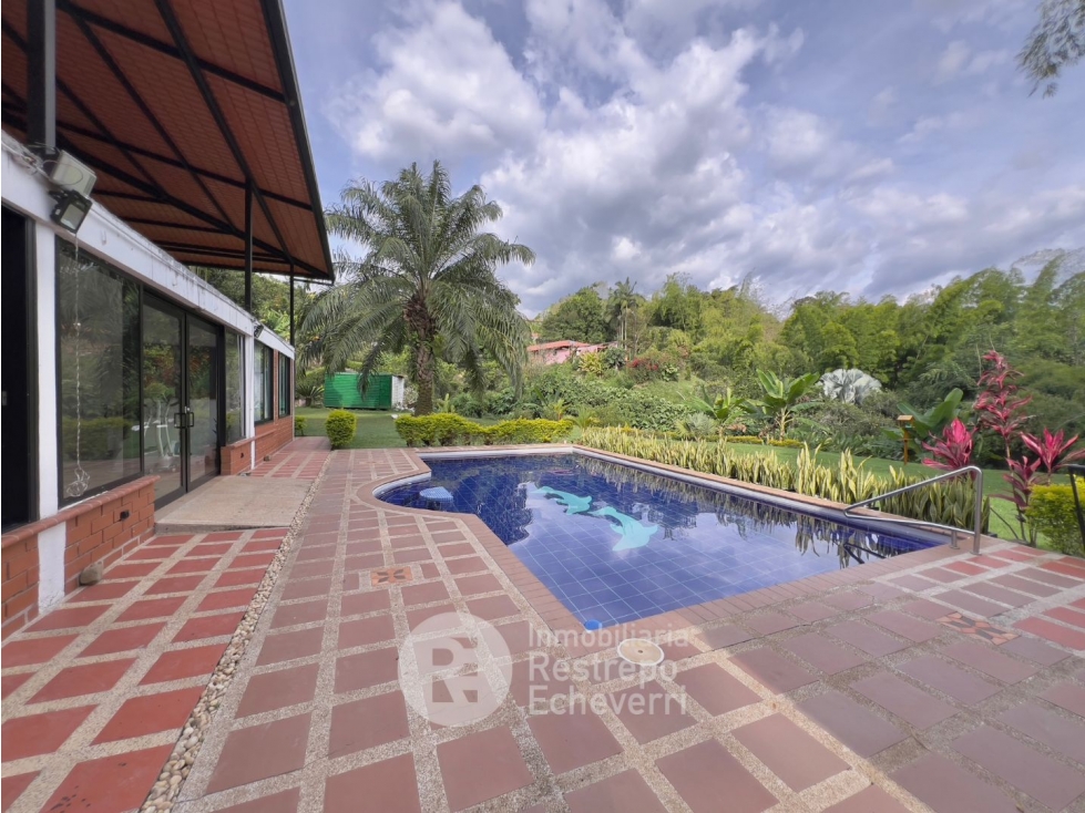 Casa en venta en La Cabaña, Manizales · foto 3 de 24