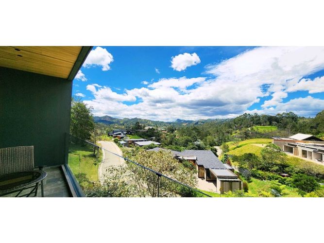 Casa de 4 alcobas en venta en El Retiro, 560 m² · foto 2 de 20