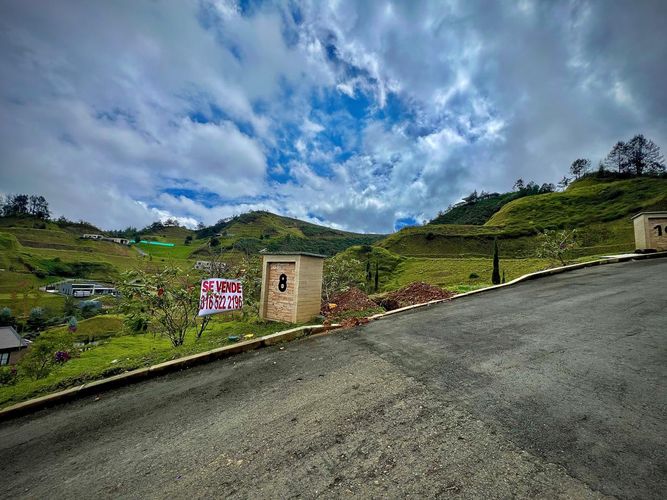 Lote en venta en Lejos Del Nido, El Retiro, 1842 m² · foto 17 de 24