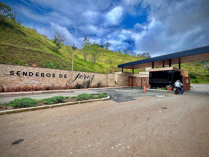 Lote en venta en Lejos Del Nido, El Retiro, 1842 m² · foto 19 de 24