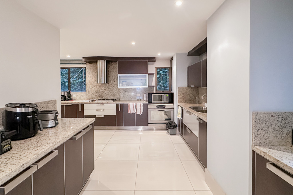 Apartamento en venta en El Refugio, Bogotá · foto 5 de 24