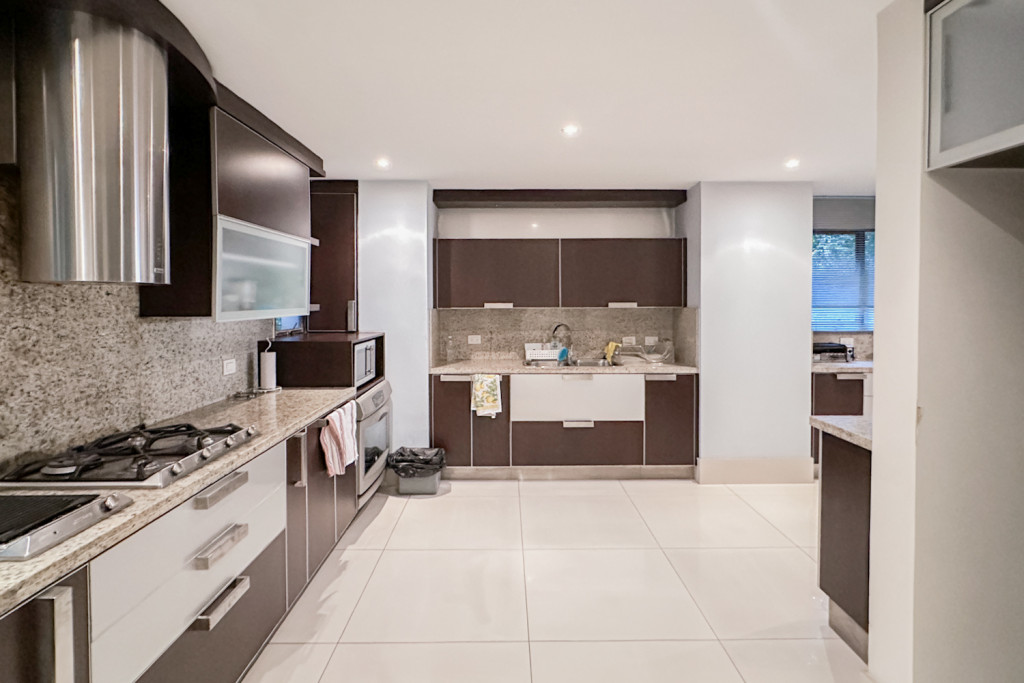 Apartamento en venta en El Refugio, Bogotá · foto 7 de 24