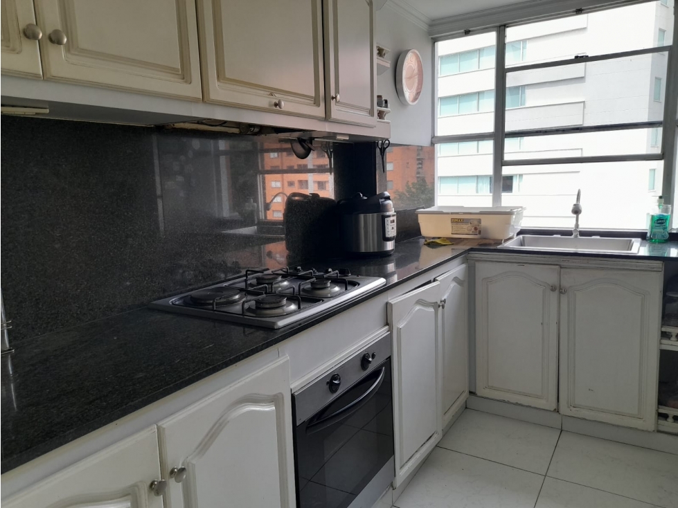 Apartment for sale in El Poblado, Medellín 3