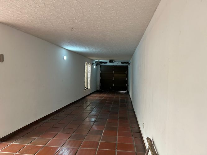 Casa de 3 alcobas en venta en Tejares Cristales, Cali, 312 m² · foto 4 de 24
