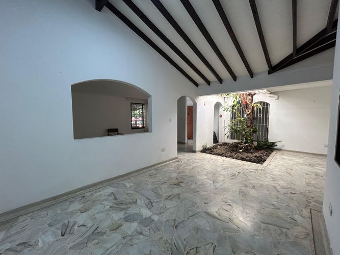 Casa de 3 alcobas en venta en Tejares Cristales, Cali, 312 m² · foto 21 de 24