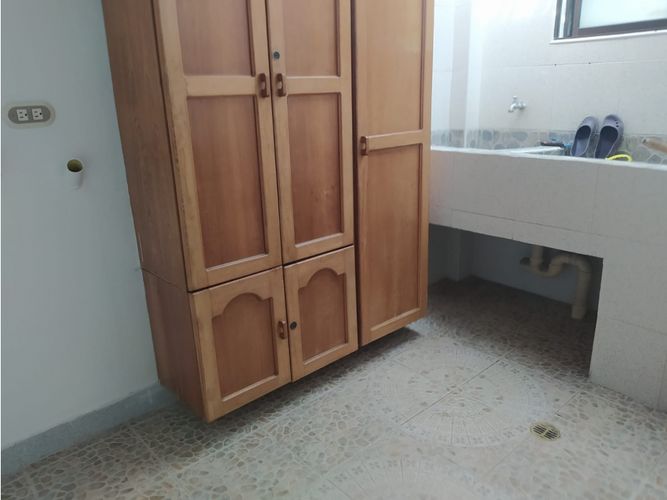 Casa de 5 alcobas en venta en Loma Del Chocho, Envigado, 200 m² · foto 19 de 24