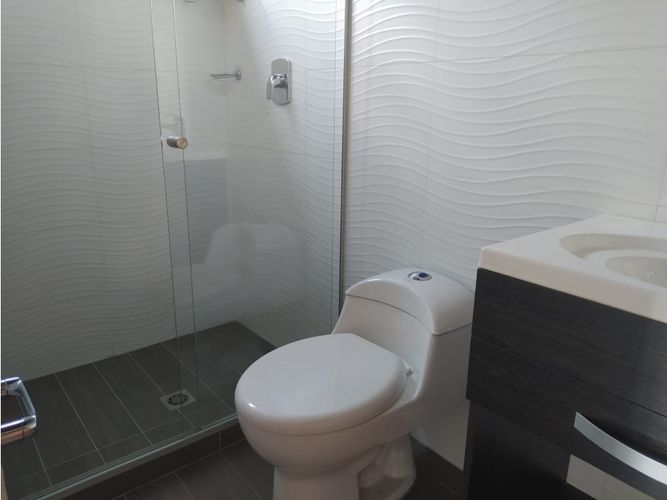 Casa de 5 alcobas en venta en Loma Del Chocho, Envigado, 200 m² · foto 20 de 24