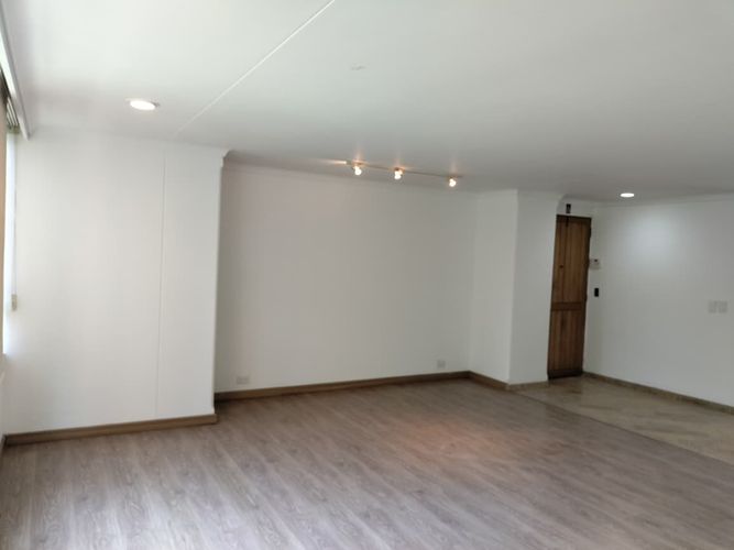 Apartamento de 3 alcobas en venta en El Poblado, Medellín, 140 m² · foto 4 de 20
