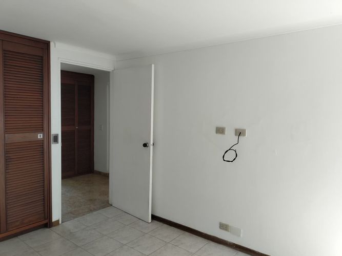 Apartamento de 3 alcobas en venta en El Poblado, Medellín, 140 m² · foto 16 de 20