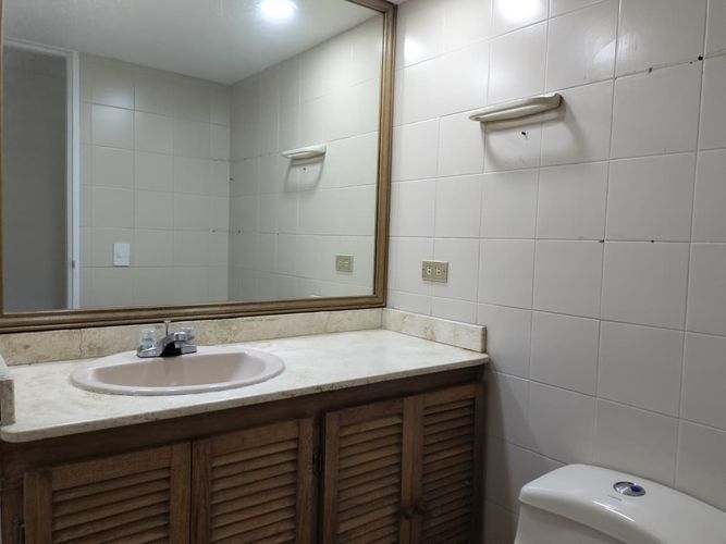 Apartamento de 3 alcobas en venta en El Poblado, Medellín, 140 m² · foto 19 de 20