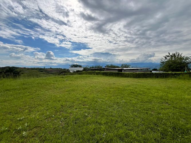 Lote en venta en Cerritos, Pereira, 1900 m² · foto 3 de 9