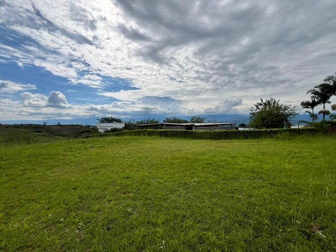 Lote en venta en Cerritos, Pereira, 1900 m² · foto 4 de 9