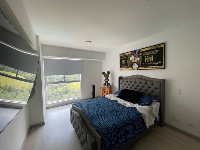 Apartamento de 3 alcobas en venta en Tres Esquinas, Sabaneta, 88 m² · foto 9 de 22