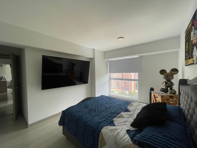 Apartamento de 3 alcobas en venta en Tres Esquinas, Sabaneta, 88 m² · foto 10 de 22