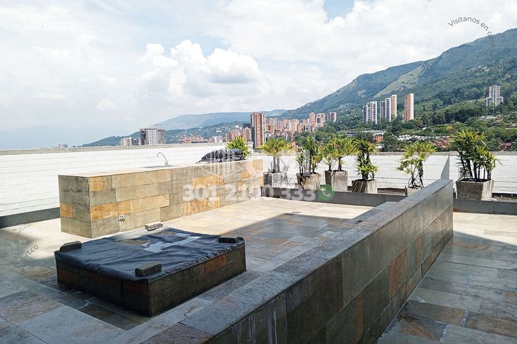 Apartamento de 1 alcoba en arriendo en El Poblado, Medellín, 86 m² · foto 10 de 13