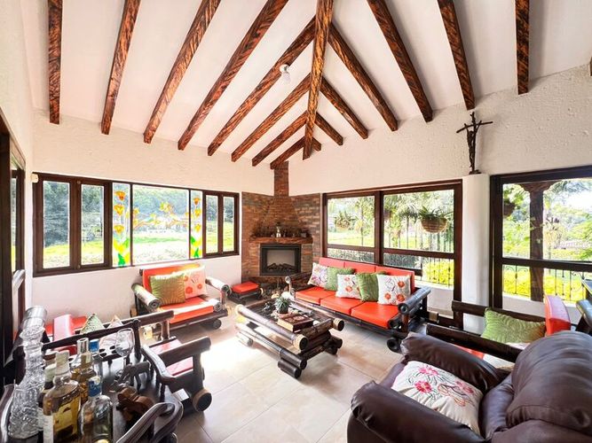 Finca en venta en Guamito, El Carmen de Viboral, 374 m² · foto 5 de 24