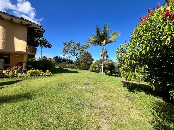 Finca en venta en Guamito, El Carmen de Viboral, 374 m² · foto 22 de 24