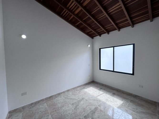 Casa de 3 alcobas en venta en El Tambo, La Ceja, 165 m² · foto 15 de 24