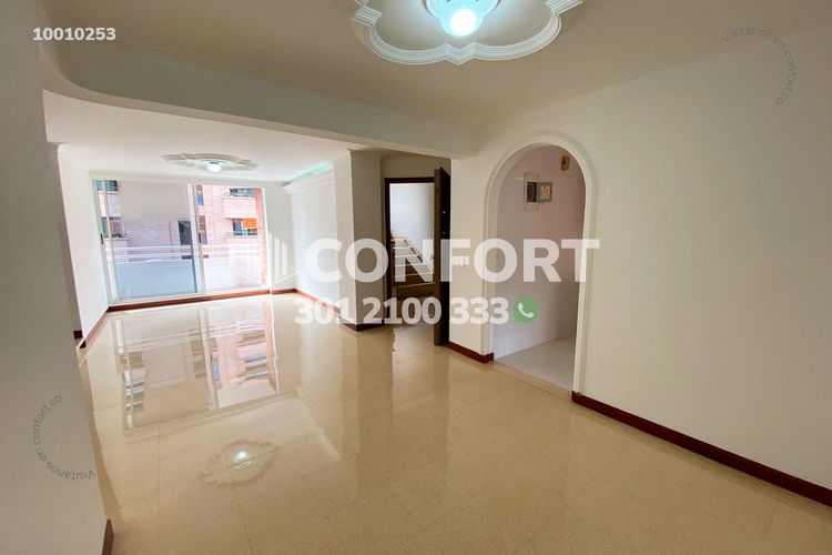 Apartamento de 3 alcobas en arriendo en Laureles, Medellín, 111 m² · foto 3 de 24