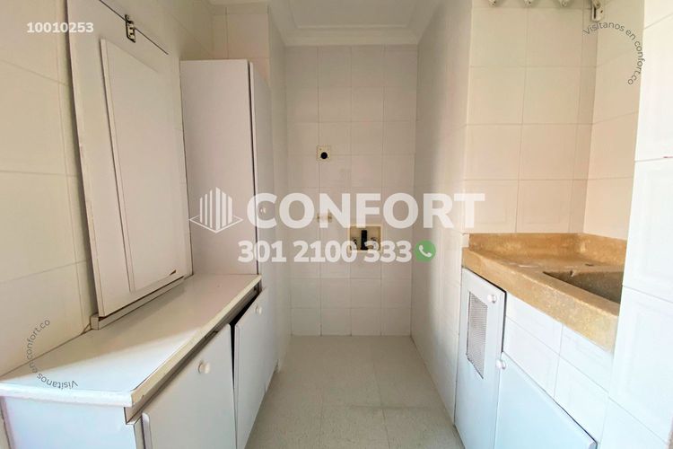Apartamento de 3 alcobas en arriendo en Laureles, Medellín, 111 m² · foto 8 de 24