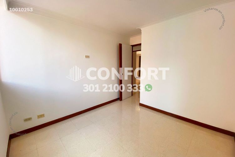 Apartamento de 3 alcobas en arriendo en Laureles, Medellín, 111 m² · foto 14 de 24