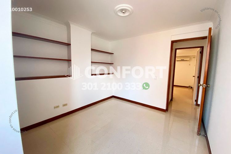 Apartamento de 3 alcobas en arriendo en Laureles, Medellín, 111 m² · foto 16 de 24