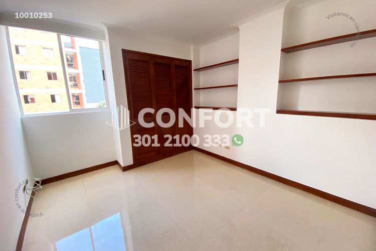 Apartamento de 3 alcobas en arriendo en Laureles, Medellín, 111 m² · foto 15 de 24