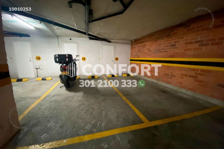 Apartamento de 3 alcobas en arriendo en Laureles, Medellín, 111 m² · foto 23 de 24